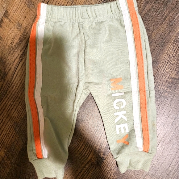 $3for12$2pc DISNEY MICKEY MOUSE OUTFIT - Picture 4 of 6